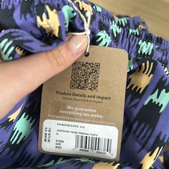 !!New Arrival!! Patagonia women's Baggies shorts 5 inch length - Picture 5 of 5
